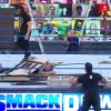 WWE_Friday_Night_SmackDown_2020_12_18_720p_HDTV_x264-NWCHD_mp42100.jpg