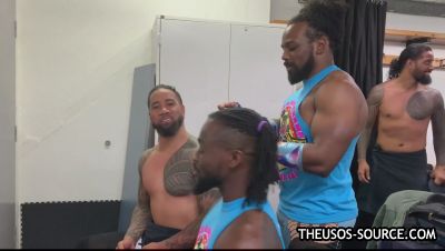 KOFI_KINGSTON_vs__JEY_USO_UpUpDownDown_Championship_Match_mp40432.jpg