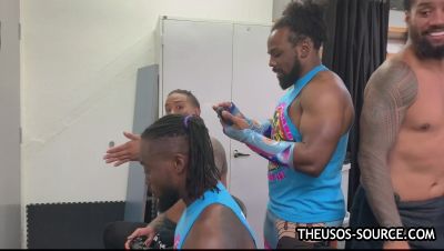 KOFI_KINGSTON_vs__JEY_USO_UpUpDownDown_Championship_Match_mp40437.jpg