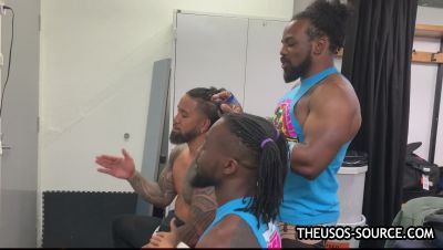 KOFI_KINGSTON_vs__JEY_USO_UpUpDownDown_Championship_Match_mp41217.jpg