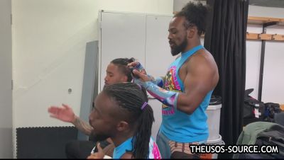 KOFI_KINGSTON_vs__JEY_USO_UpUpDownDown_Championship_Match_mp41218.jpg