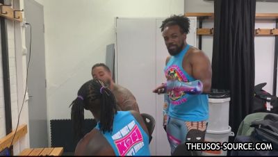 KOFI_KINGSTON_vs__JEY_USO_UpUpDownDown_Championship_Match_mp41239.jpg