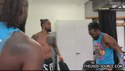 KOFI_KINGSTON_vs__JEY_USO_UpUpDownDown_Championship_Match_mp41291.jpg
