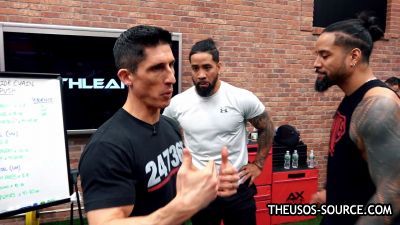 The_Usos___Athlean-X_PART_TWO___Ep_00_01_21_04_115.jpg
