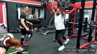 The_Usos___Athlean-X_PART_TWO___Ep_00_05_50_01_536.jpg