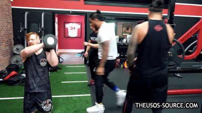 The_Usos___Athlean-X_PART_TWO___Ep_00_06_08_06_565.jpg