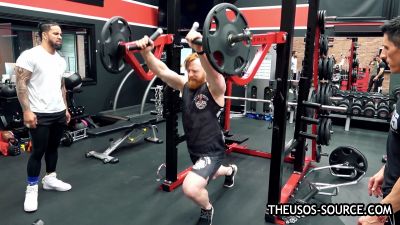 The_Usos___Athlean-X_PART_TWO___Ep_00_08_34_07_794.jpg