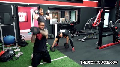 The_Usos___Athlean-X_PART_TWO___Ep_00_09_21_03_867.jpg