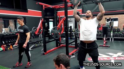 The_Usos___Athlean-X_PART_TWO___Ep_00_09_32_02_884.jpg