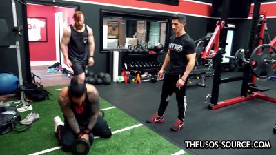The_Usos___Athlean-X_PART_TWO___Ep_00_09_43_07_902.jpg