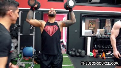 The_Usos___Athlean-X_PART_TWO___Ep_00_10_06_06_938.jpg