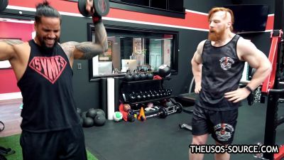 The_Usos___Athlean-X_PART_TWO___Ep_00_10_10_05_944.jpg