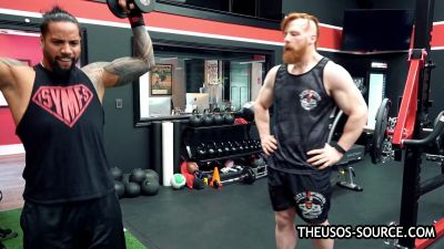 The_Usos___Athlean-X_PART_TWO___Ep_00_10_11_01_945.jpg