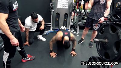 The_Usos___Athlean-X_PART_TWO___Ep_00_13_50_00_1288.jpg