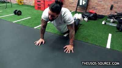 The_Usos___Athlean-X_PART_TWO___Ep_00_16_32_08_1543.jpg