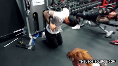 The_Usos___Athlean-X_PART_TWO___Ep_00_18_11_07_1698.jpg