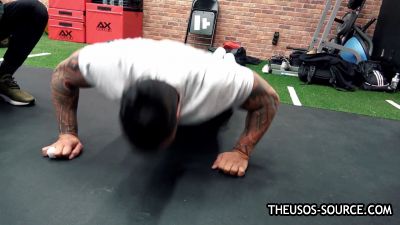 The_Usos___Athlean-X_PART_TWO___Ep_00_18_46_08_1753.jpg