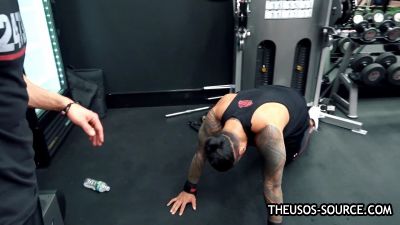 The_Usos___Athlean-X_PART_TWO___Ep_00_18_53_09_1764.jpg