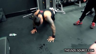 The_Usos___Athlean-X_PART_TWO___Ep_00_18_59_00_1772.jpg
