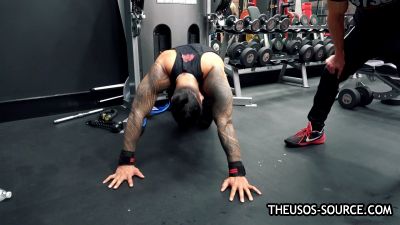 The_Usos___Athlean-X_PART_TWO___Ep_00_19_10_05_1790.jpg