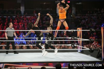 wwe-fastlane-2019-shane-mcmahon-e-the-miz-vs-the-usos-c-5-maxw-1280.jpg