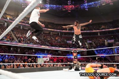 wwe-fastlane-2019-shane-mcmahon-e-the-miz-vs-the-usos-c-maxw-1280.jpg