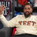 Filename=Jey_Uso_talks_Bloodline_YEET_origins_and_infamous_press_conference_What_Do_You_Wanna_Talk_About_mp41525.jpg
Filesize=181KiB
Dimensions=1920x1080
Date added=Apr 11, 2026 Jey_Uso_talks_Bloodline_YEET_origins_and_infamous_press_conference_What_Do_You_Wanna_Talk_About_mp41525.jpg